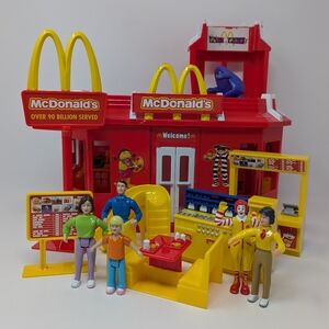 McDonald's Play Place 2003 Carry Playset